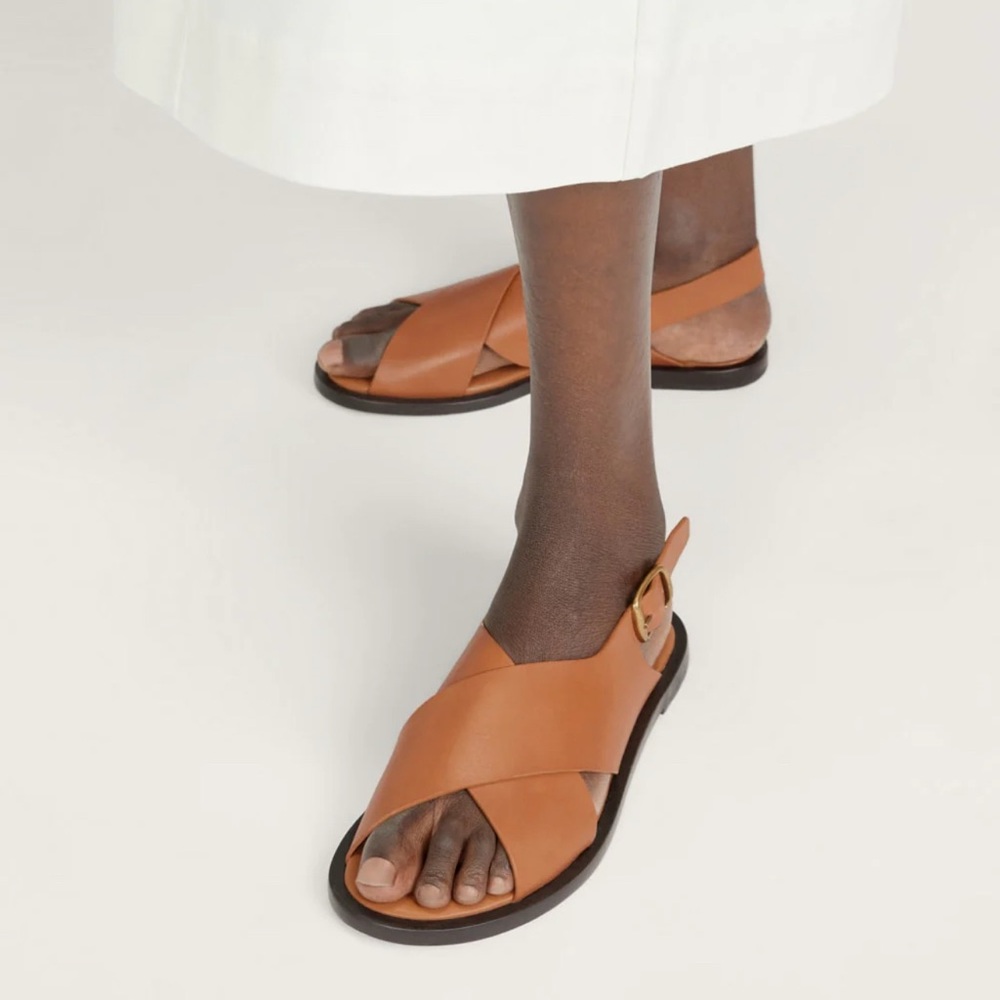 Everlane The City Crossover Sandal in Desert Tan, 10.5, NWOT Sold Out - Picture 3 of 6